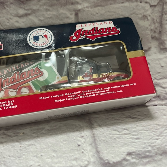 1996 MLB Cleveland Indians chief wahoo matchbox truck limited edition - Picture 2 of 5
